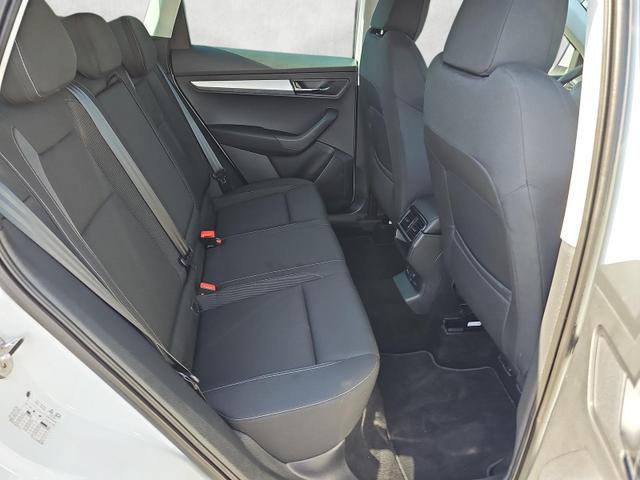 Skoda Karoq Selection 1.5 TSI DSG / ACC Kessy PDC 