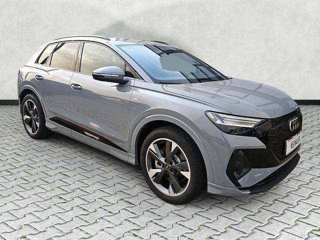Audi Q4 e-tron - 45 basis quattro S / Ext.Paket S-line ACC