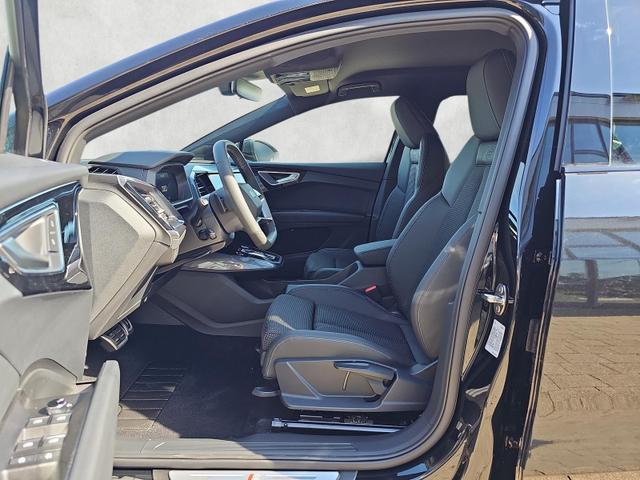 Audi Q4 e-tron 45 basis quattro S / Ext.Paket S-line ACC 