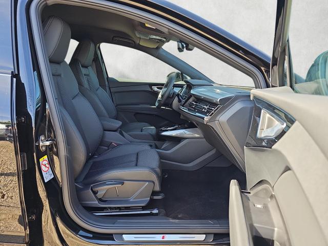 Audi Q4 e-tron 45 basis quattro S / Ext.Paket S-line ACC 
