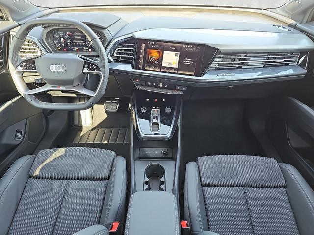 Audi Q4 e-tron 45 basis quattro S / Ext.Paket S-line ACC 