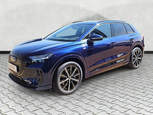 Audi Q4 e-tron 45 basis quattro S / Ext.Paket S-line Pano 