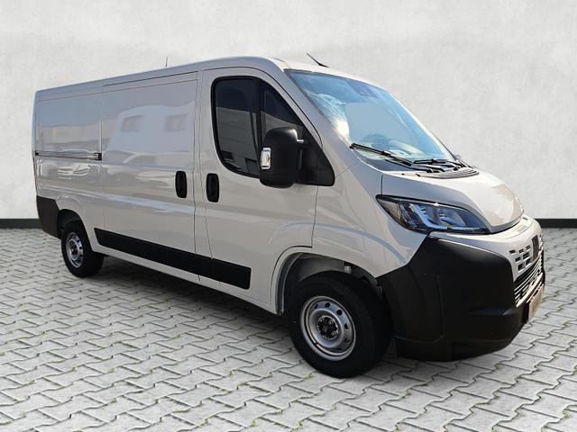 Fiat Ducato - 30 L2H1 120 Multijet Flachdach verblecht Kastenwagen 3,5t Diesel MT