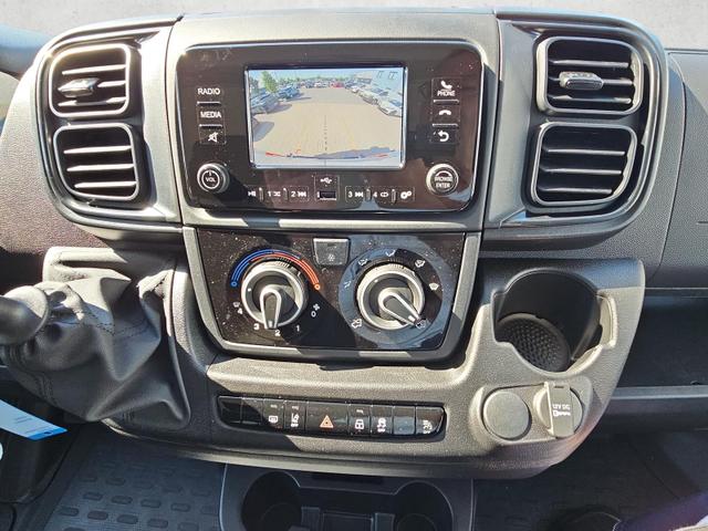 Fiat Ducato 30 L2H1 120 Multijet Flachdach verblecht Kastenwagen 3T Diesel MT 