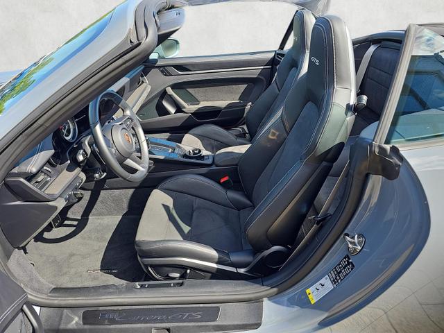 Porsche 911 Cabriolet Carrera GTS Matrix Bose InnoDrive GT-Lenkr 