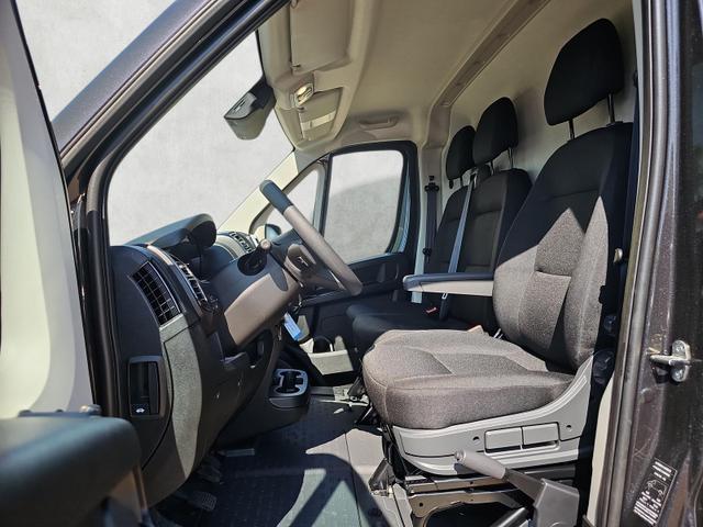 Fiat Ducato 35 L2H2 140 Multijet Flachdach verblecht Kastenwagen 3,5t Diesel 140MT Kamera 
