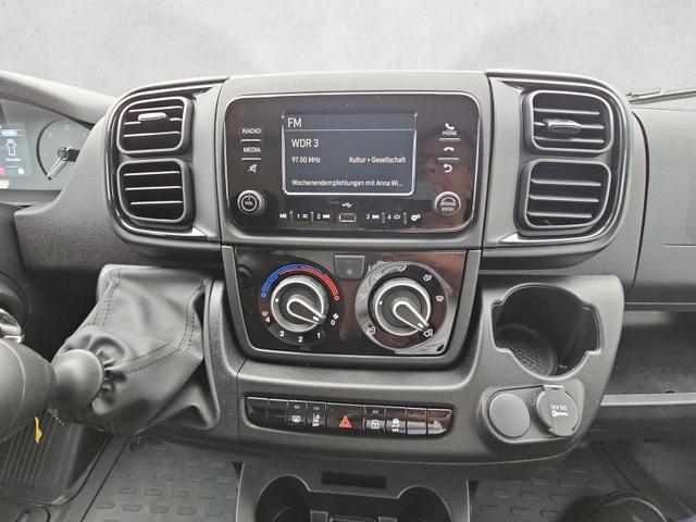 Fiat Ducato 35 L2H2 140 Multijet Flachdach verblecht Kastenwagen 3,5t Diesel 140MT Kamera 