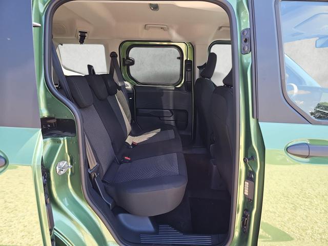 Ford Tourneo Courier Trend 1.0 EB 5JGar Kamera AHK 