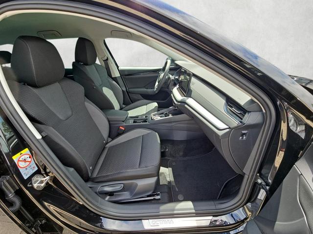 Skoda Octavia Combi 2.0 TDI 110 kW Selection DSG ACC Navi Kam 