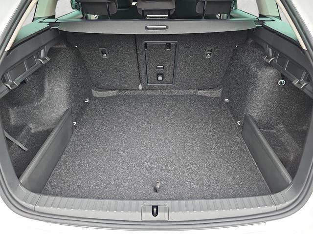 Skoda Octavia Combi 2.0 TDI 110 kW Selection DSG ACC Navi Kam 
