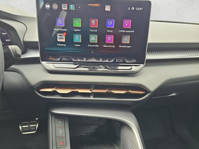 Cupra Terramar 1.5 e-Hybrid 150 kW TSI eHybrid Hadron Matrix Keyless 