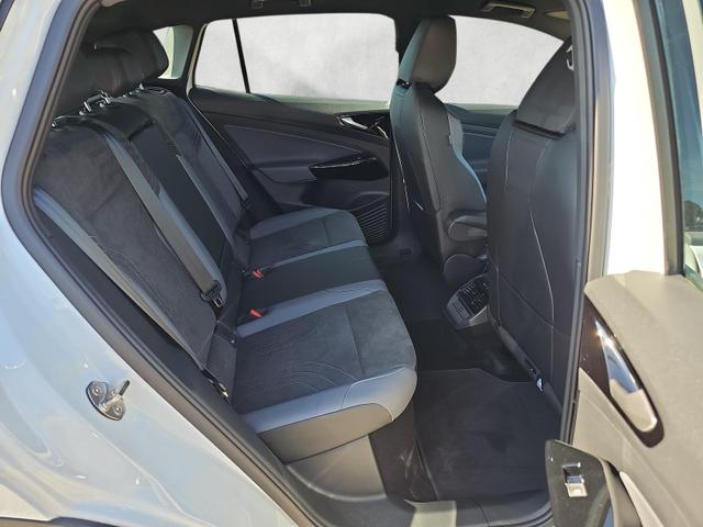 Volkswagen ID.4 Pro 210 kW mit Infotainment-Paket Infotainment- / Assistenz- Komfortp. 