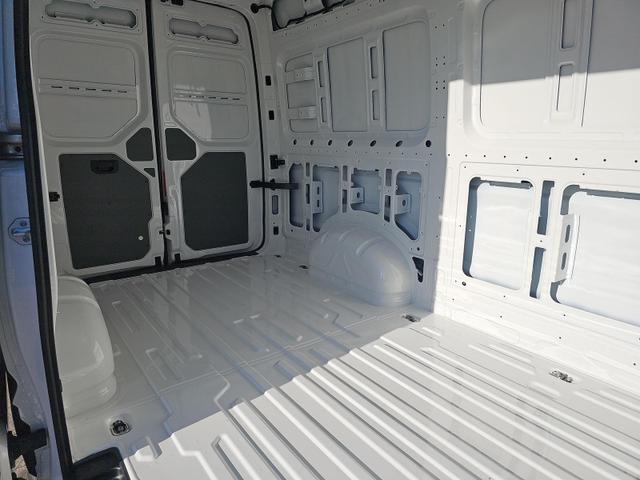 Volkswagen Crafter Kastenwagen Kasten 35 mittellang FWD 2.0 TDI MR HD L3H3 ErgoActive 
