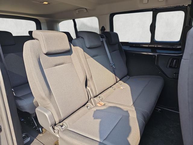 Opel Vivaro XL Kombi 2.2 Diesel Autom. Navi / Kamera 