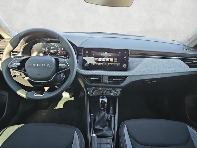 Skoda Kamiq Selection 1.0 TSI DSG Black 17Z Kamera AHK 