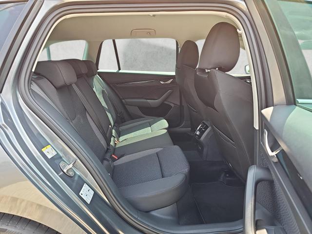 Skoda Octavia Combi 2.0 TDI 110 kW Selection DSG ACC Navi AHK 