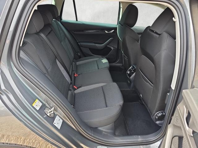 Skoda Octavia Combi 2.0 TDI 110 kW Selection DSG ACC Navi Kam 
