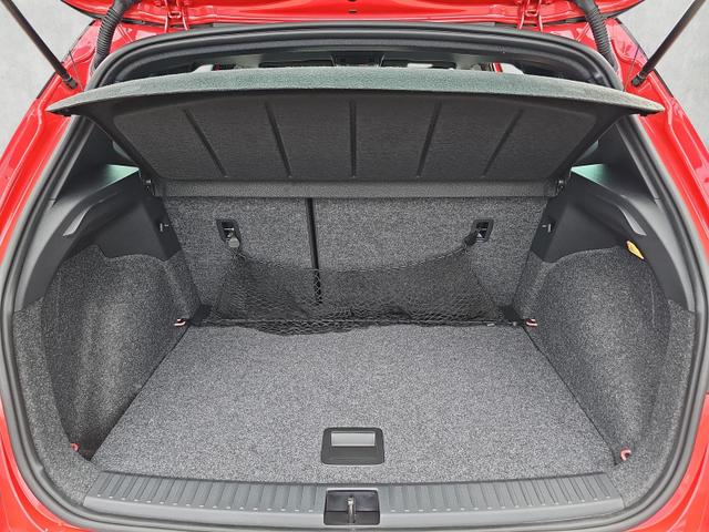 Seat Arona 1.5 TSI 110 kW FR DSG ACC Navi 18Zoll 5JGar 