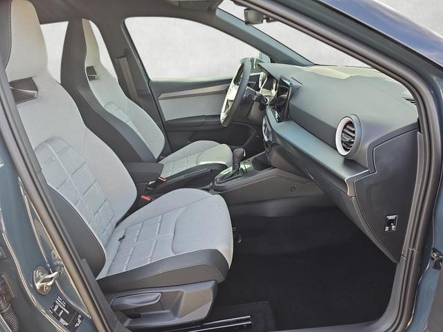 Seat Arona 1.5 TSI 110 kW FR DSG ACC Navi 18Zoll 5JGar 