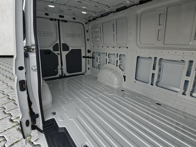 Volkswagen Crafter Kastenwagen 30 mittellang FWD 2.0 TDI Kasten L3H2 / AppConnect PDC 