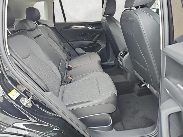 Volkswagen Tiguan 1.5 TSI eHybrid 150 kW Life PHEV DSG AHK schwenkb. AreaView 