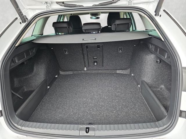 Skoda Octavia Combi 2.0 TDI 110 kW Selection DSG ACC Navi Kam 