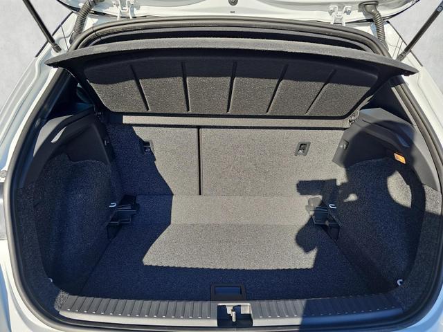 Seat Arona 1.0 TSI 85 kW FR DSG / Kessy FullLink 18Zoll 