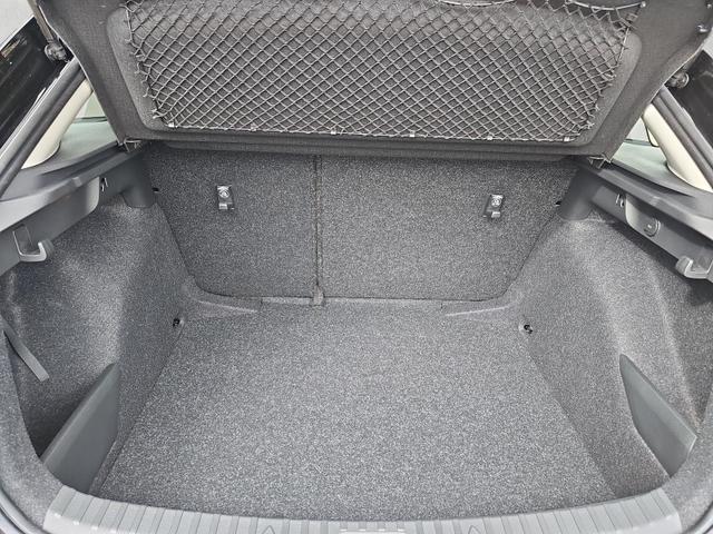 Skoda Scala Essence 1.0 TSI / Sitzheizung PDC hinten 