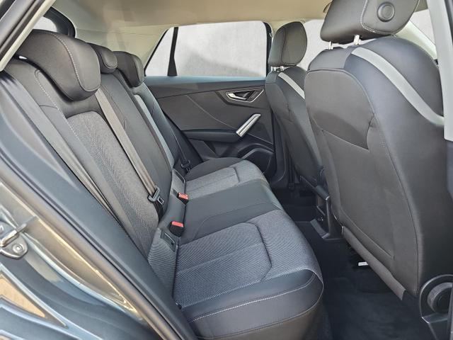 Audi Q2 35 TFSI S line S-Tronic S-Line Matrix Kamera Keyless 