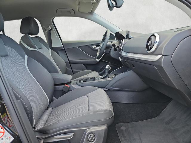 Audi Q2 35 TFSI S line S-Tronic S-Line Matrix Kamera Keyless 