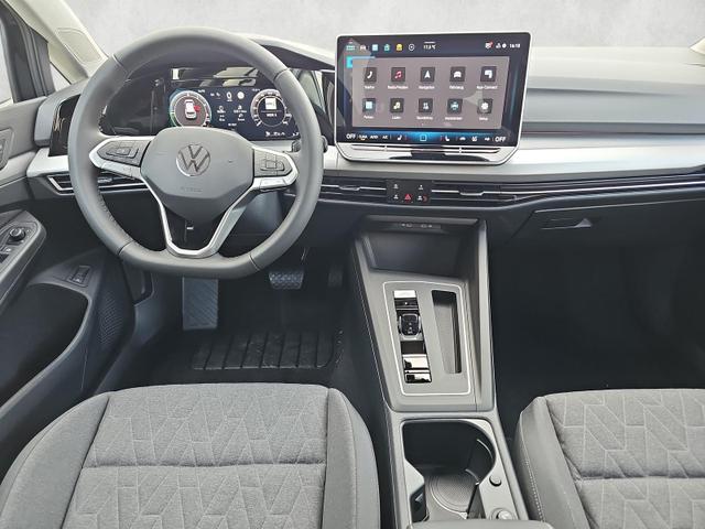 Volkswagen Golf 1.5 TSI eHybrid 150 kW Life Park&Comfort Pro Kamera 