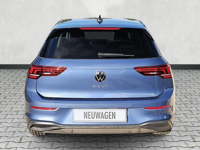 Volkswagen Golf 1.5 TSI eHybrid 150 kW Life Park&Comfort Pro Kamera 