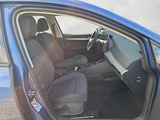 Volkswagen Golf 1.5 TSI eHybrid 150 kW Life Park&Comfort Pro Kamera 