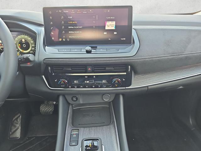 Nissan Qashqai Tekna+ 1.3 X-Tronic Premium 20Zoll Leder 