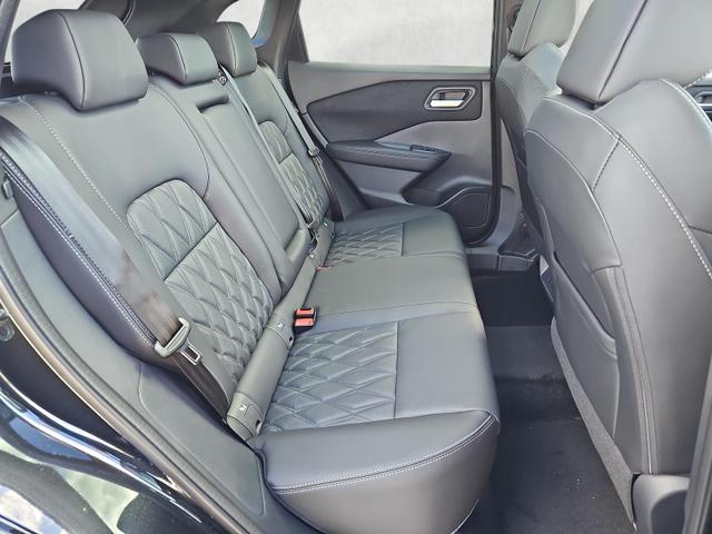 Nissan Qashqai Tekna+ 1.3 X-Tronic Premium 20Zoll Leder 