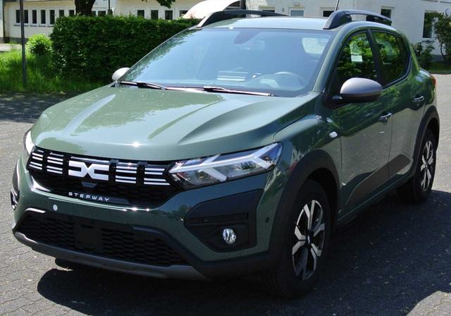 Dacia Sandero Stepway - Expression TCe 90 EU-Neufahrzeug inkl. Metallic, Sitzheizung, Alu´s, Klimaautomatik, Keycard, el.Handbremse, Mittelarmlehne mit Ablage, Rückfahrkamera, Toter-Winkel-Warner, Einparkhilfe vo. + hi., LED, Media Display, Tempomat...