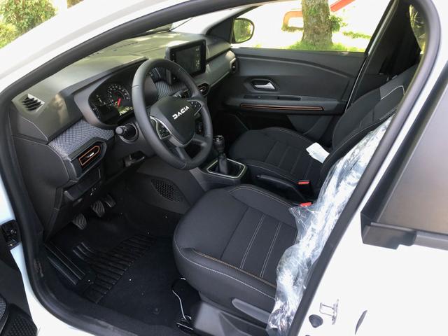 Beispielbilder, ggf. teilweise mit Sonderausstattung