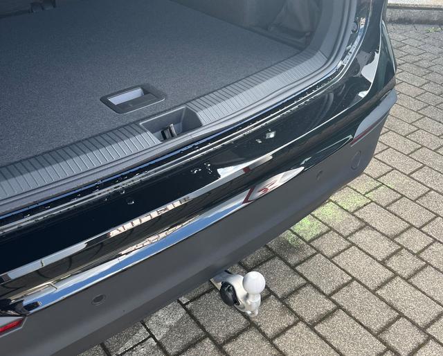 Volkswagen Tiguan - Life Plus 1.5 TSi 204 PS eHybrid inkl. AHK schwenkbar, Metallic-Lackierung, el. Heckklappe, LED-Plus-Scheinwerfer, 360&deg; Kamera, Sitz- und Lenkradheizung, 5 Jahre Garantie, Keyless, Alarmanlage, Reling silber, Scheiben hi. abgedunkelt...