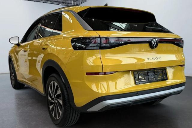 Volkswagen T-Roc - Life neues Modell 1.5 TSi 150 PS Automatik inkl. Sitz- und Lenkradheizung, 5 Jahre Garantie, Kamera, EPH vo. + hi., Alarmanlage...