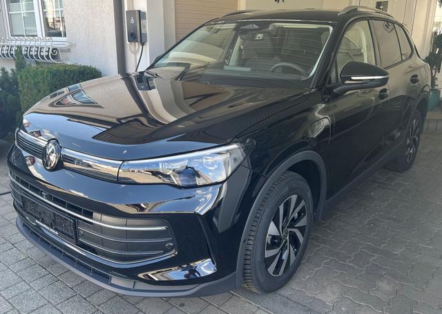 Volkswagen Tiguan - Life Plus 1.5 TSi 204 PS eHybrid inkl. Metallic-Lackierung, el. Heckklappe, LED-Plus-Scheinwerfer, 360&deg; Kamera, Sitz- und Lenkradheizung, 5 Jahre Garantie, Keyless, Alarmanlage, Reling silber, Scheiben hi. abgedunkelt...