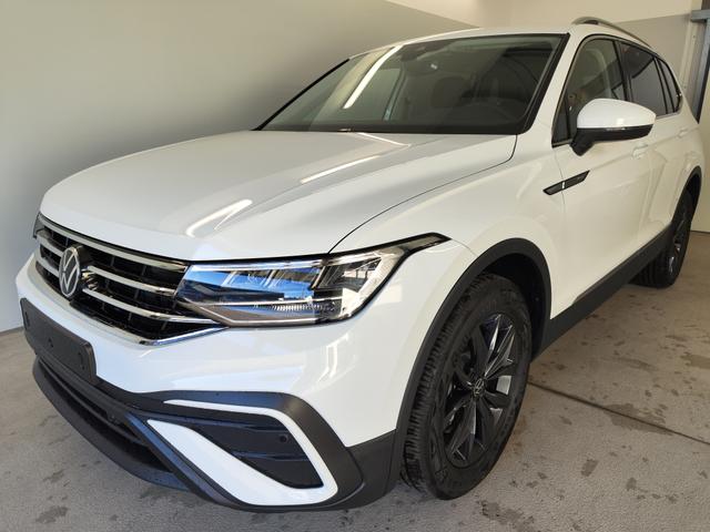 Volkswagen Tiguan - Allspace 7-Sitze+Navi+AHK+Kamera+GVL Vorlauffahrzeug