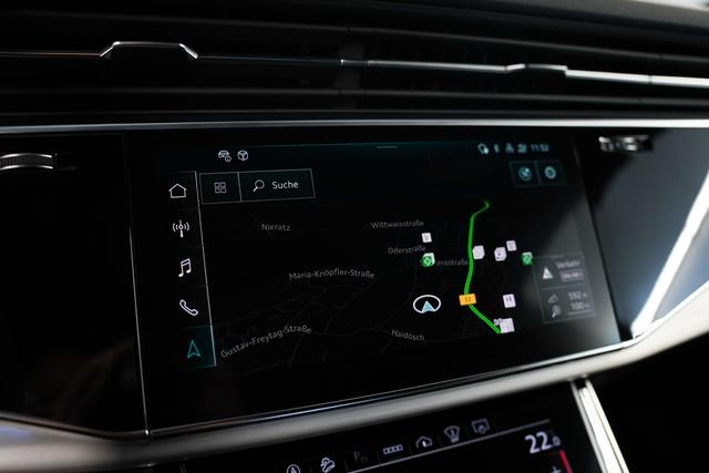 Audi Q7 S line Matrix+HUD+Sitzbelüftung+StHz 