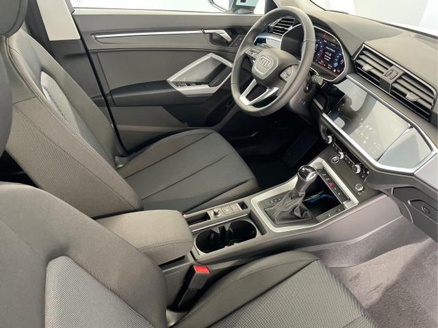 Audi / Q3 / / / / 