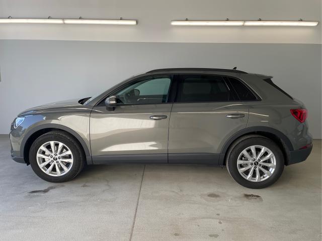 Audi / Q3 / / / / 