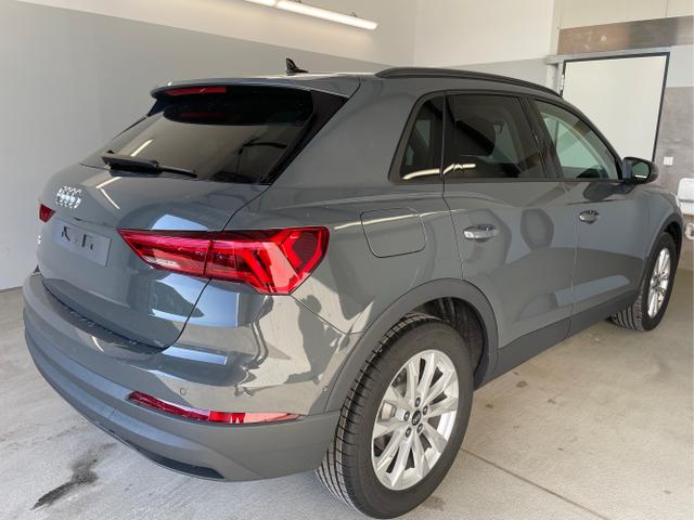 Audi / Q3 / / / / 