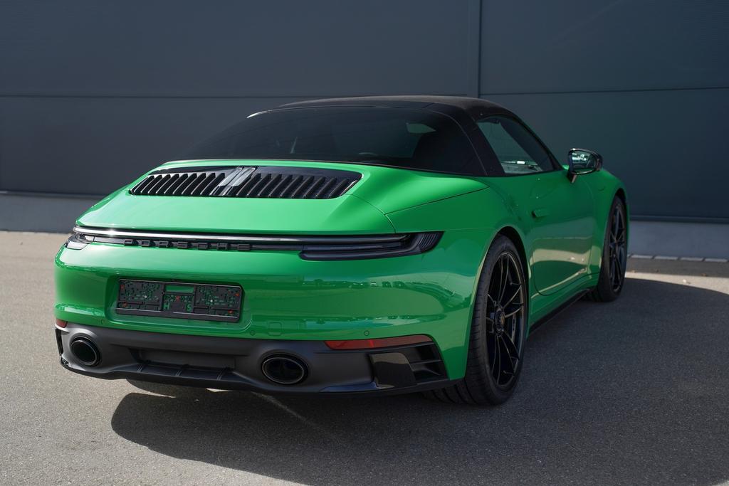 Porsche 911 Cabriolet 4 GTS 992 Targa InnoDriveHALenLiftBoseMTRX als EU Reimport EUNeuwagen