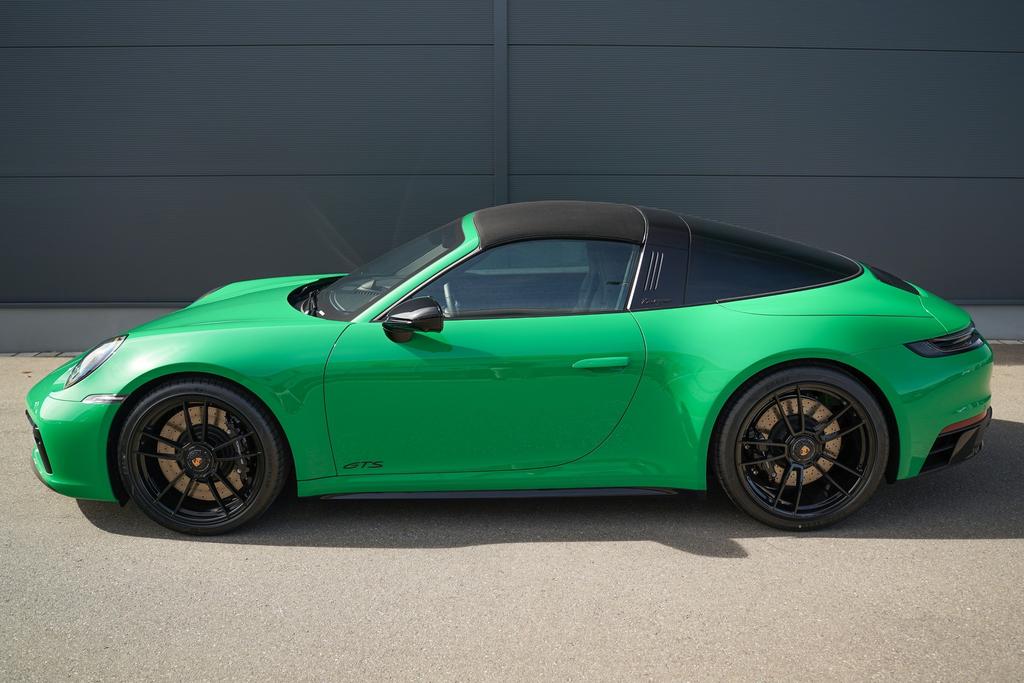 Porsche 911 Cabriolet 4 GTS 992 Targa InnoDriveHALenLiftBoseMTRX als EU Reimport EUNeuwagen