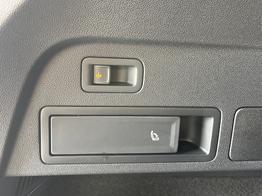 Seat / Tarraco / Weiß /  /  / WLTP 2.0 TSI DSG 4Drive 140kW / 190PS