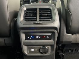 Seat / Tarraco / Weiß /  /  / 245PS DSG 7Sitze+DCC+AHK+Pano+Navi