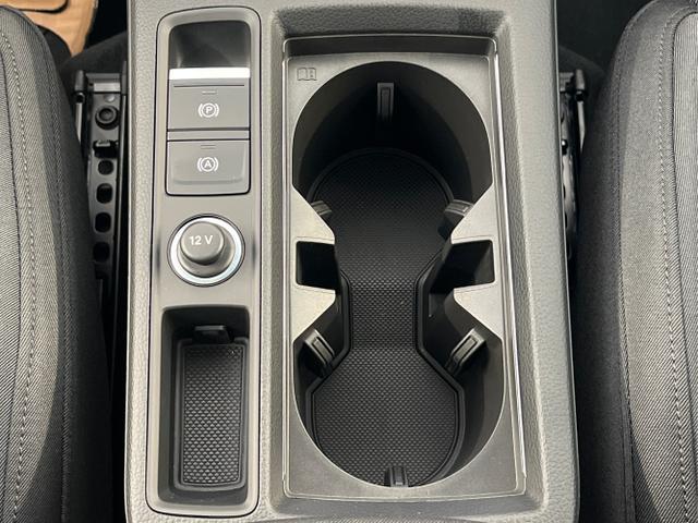 Audi / Q3 / Weiß / / / 40 TFSI quattro AHK+Navi+ACC+Kamera